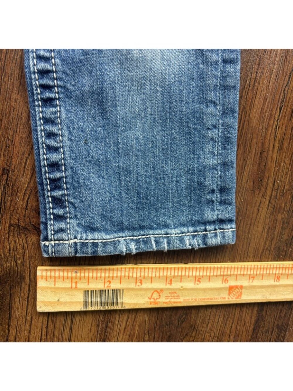 MISS ME Capri Jeans Embellished Sequins Distressed Light Wash Size 24 - Picture 11 of 12